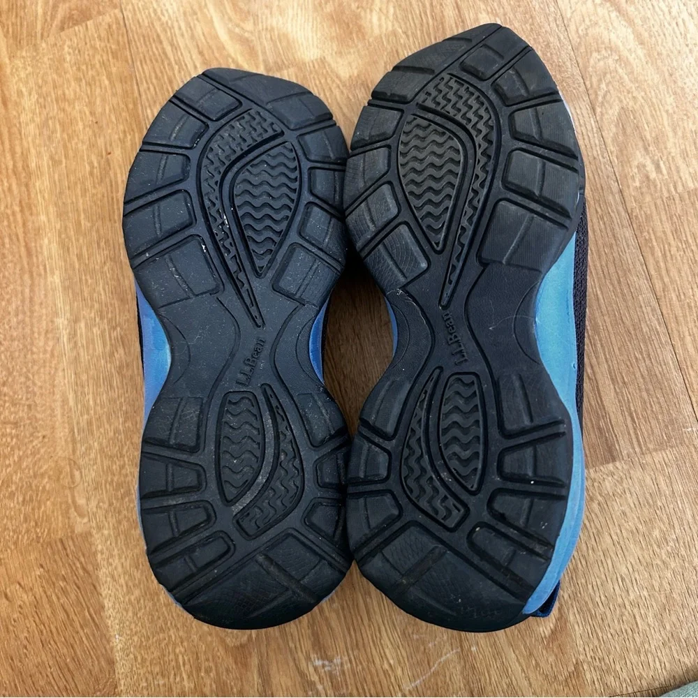 L.L.Bean boy’s blue shoes sneakers trainers